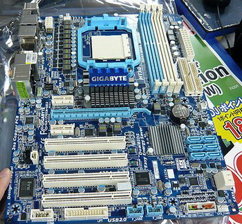Gigabyte GA -770TA-Ud3